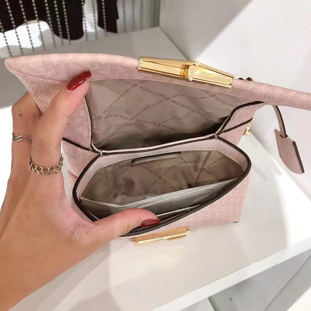 Michael Kors 35F2G0EC5B CECE EXTRA SMALL LEATHER CROSSBODY IN POWDER BLUSH Michael Kors 35F2G0EC5B CECE EXTRA SMALL LEATHER CROSSBODY IN POWDER BLUSH